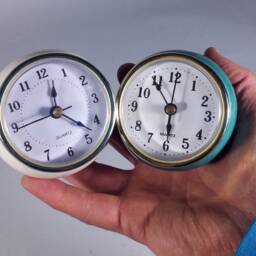 Red Ceramic Ball Desk Clock Retro Style Handmade Decor - thumbnail 4