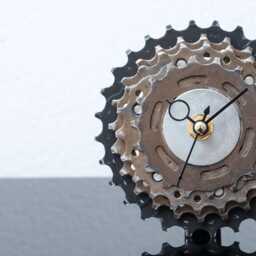 Unique Industrial Desk Clock Made Out Of Recycled Bicycle Gears, Perfect Gift For Cyclist Boyfriend Or Husband, Garage Office Decor - thumbnail 2
