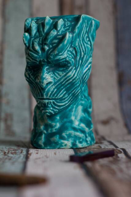 King Game Night White Throne Walker Glass Goblet Cup - image 1