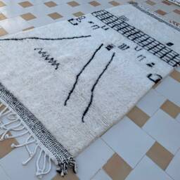 Azilal Moroccan Berber Wool Rug 5x8 - thumbnail 2