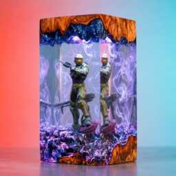 Ha.-0 Mas.ter Ch-Ef Resin Art Lamp, Epic Gaming Diorama, Custom Epoxy Led Desk Decor, Unique Video Game Collectible, Sci-Fi Fan Gift - thumbnail 3