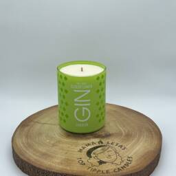 The Lakes Gin Bottle Candle - Lemongrass & Ginger Scented Soy Wax 90 Hours - thumbnail 2
