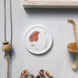 Robin & Snowdrops Decorative Mini Wall Plate - British Bird Art - Wildlife Christmas Decor -Gallery Art - thumbnail 2