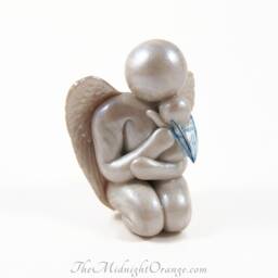 Handmade Memorial Sculpture Father & Child Angel Figurine - thumbnail 2