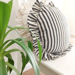 Bohemian Linen Striped Pillow Cover Circle With Frill Edges - thumbnail 2