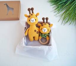 New Mom Gift Box, Giraffe Unisex Baby Sef For Safari Or Jungle Shower, Pregnancy Package