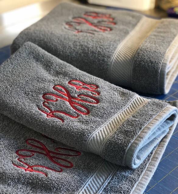 Embroidered Monogram Bath Towel Personalized 3-Letter Gift - image 1