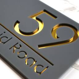 K Smart Sign - Bellissima H1 Laser Cut Matt Dark Gray Anthracite & Gold Mirror Floating House 300mm X 160mm - thumbnail 2