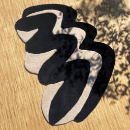 Wavy Zig Zag Hand Tufted Rug, Irregular Black & White Wool Area Rug - thumbnail 1