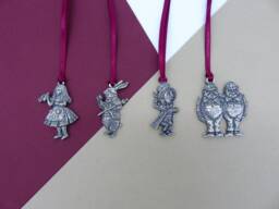 Set Of Alice in Wonderland Pewter Decorations - Alice- Tweedles Mad Hatter White Rabbit Christmas Tree Book Lover
