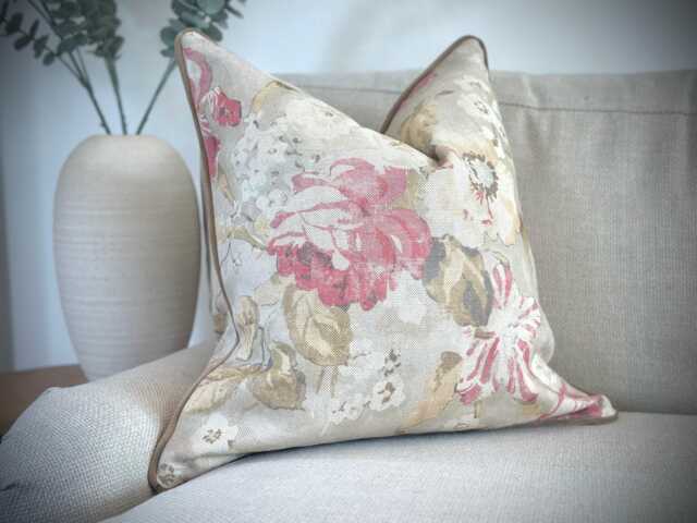 Neutral Floral Cushion Cover With Piping - Pink Flower Pillow - Romantic - image 1