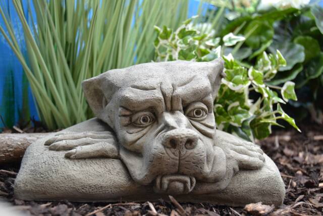 Ernie - The Gargoyle Stone Garden Ornament - image 1