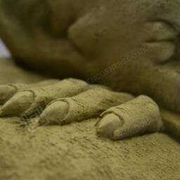 Ernie - The Gargoyle Stone Garden Ornament - thumbnail 2