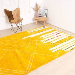 Authentic Moroccan Rug, Yellow Beniouarain Rug 6x10 Ft - thumbnail 2