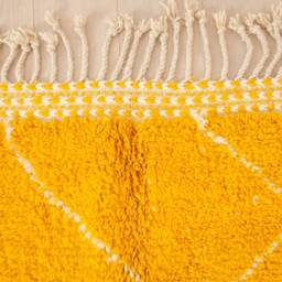 Authentic Moroccan Rug, Yellow Beniouarain Rug 6x10 Ft - thumbnail 4