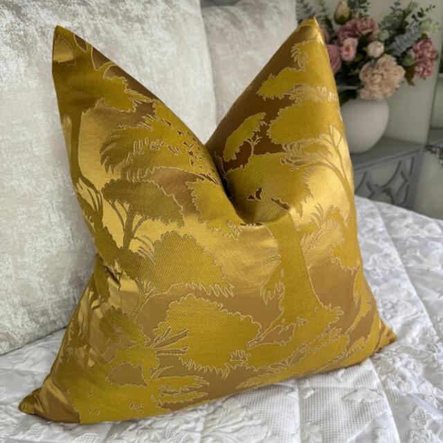Komako Gold Cushion Cover, Tree Design Pillow Throw Sham For Sofa Or Bed, Livingroom Homewear Accessories - image 1