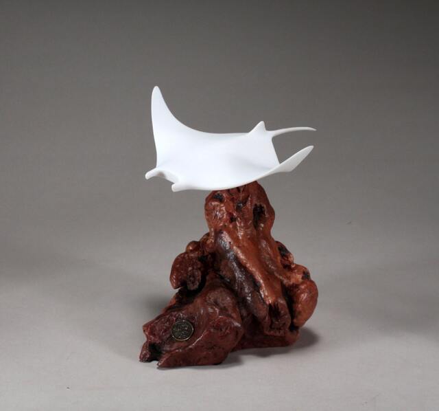 Manta Ray Sculpture By John Perry Pellucida 6In Long On Burlwood - image 1