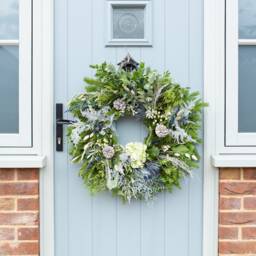Christmas Wreath Kit. Make Your Own Blue & White Fresh Festive Door Wreath. A Complete Workshop in A Box Includes Everything You Need. #q - thumbnail 2