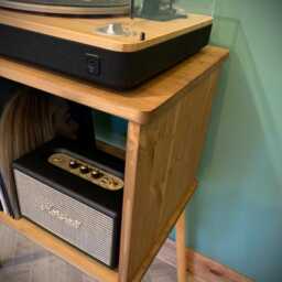 Record Player Stand Handcrafted Turntable Station With Vinyl Storage, Minimalist Design, Lp Storage Unit Customised Sizes/Colours - thumbnail 2