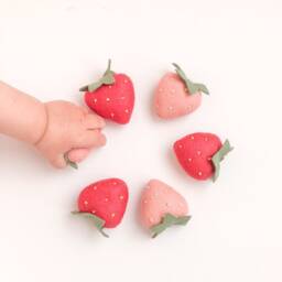 strawberry Mobile/Baby Mobile/Fruit Felt Mobile/strawberry Decoration/strawberry Nursery Decor/Fruit Baby Mobile/ - thumbnail 2