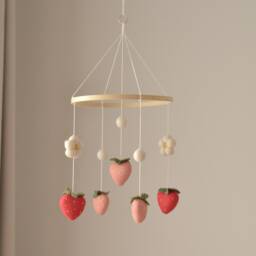 strawberry Mobile/Baby Mobile/Fruit Felt Mobile/strawberry Decoration/strawberry Nursery Decor/Fruit Baby Mobile/ - thumbnail 3