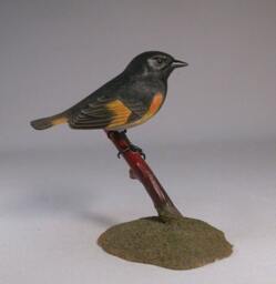 American Redstart Wooden Carved Bird - thumbnail 1