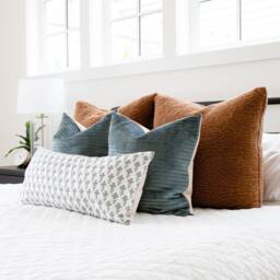 Piper -- Gray & White Floral Pillow Cover Neutral & Lumbar Grey - thumbnail 2