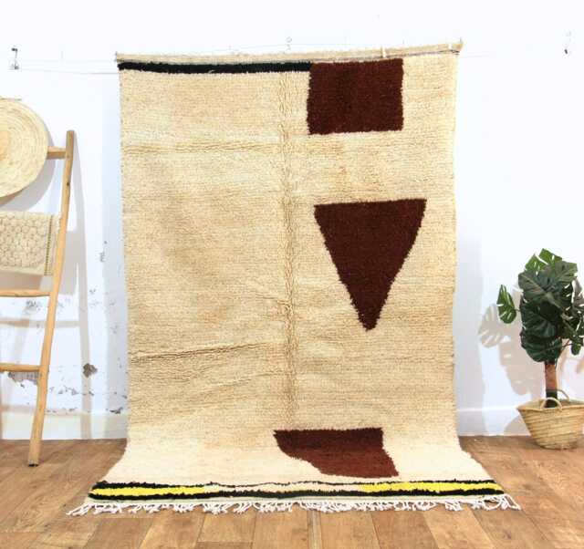 Handwoven Wool Moroccan Rug - Beni Ourain, Geometric Ivory Carpet - image 1