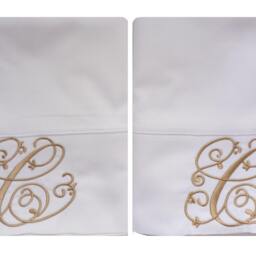Pair Of Pillowcases Custom Embroidered Personalized With Fancy Initial - thumbnail 2