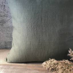 Set Of 2, 4, 6 Stonewashed Linen Pillow Cases in Stylish Forest Green/Softened Throw Pillows Hunter Green/Decorative - thumbnail 2