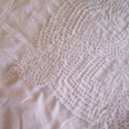 Hawaiian Quilted Wall Hanging, Maile Leaf Applique, Kauai Batik Border Handmade - thumbnail 4