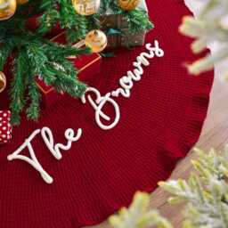 Personalized Christmas Tree Skirt, Family Skirts, Custom House Warming Gift, Home Decor - thumbnail 2