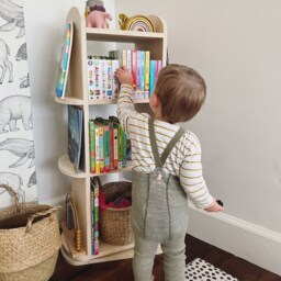 Montessori Rotating Bookcase - Wooden Children's Mini Library Scalloped Kids' Bookshelf Raphaella - thumbnail 3