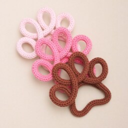 Knitted Wire Paw Print, Safari Nursery Decor, Dog Wall Art - thumbnail 2