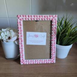 Pink Heart Shaped Acrylic Cabochon Photo Frame 5 X 7 Inches - thumbnail 4