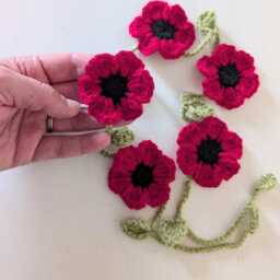 Hand Crochet Poppy Flower Garland Campervan, Kitchen Wall Decorations Handmade Poppies Bunting, Remembrance Day - thumbnail 2