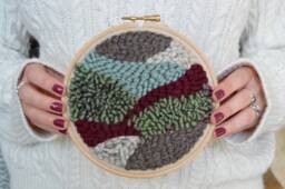 Punch Needle Embroidery Hoop, Abstract Embroidery, Rug Hooking, Modern Hoop Art, Wall Hanging, Fibre Art - thumbnail 1