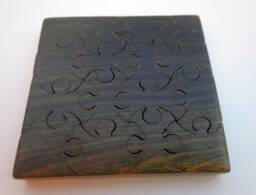 Lignum Vitae Handmade Wooden Jigsaw Puzzle - thumbnail 1