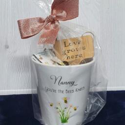 Mothers Day Flowerpot Gift/ Birthdays Gift For Mums/Mummy/ Grandmothers/Nanna's/ Aunties - thumbnail 3