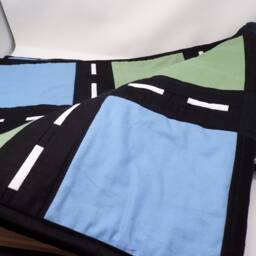 Quilted Youth Bed Quilt & Pillow Case, Roadway Case - thumbnail 3