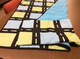 Quilted Youth Bed Quilt & Pillow Case, Roadway Case - thumbnail 1