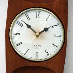 Wooden Wall Clock - New 43cm Vintage Retro Handmade Mid Century Style Country Gift Off The Clocks - thumbnail 3