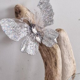 Coastal Driftwood Candle Holder - thumbnail 2