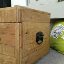 Handmade Reclaimed Wood Chest Rustic Farmhouse Blanket Box - thumbnail 2