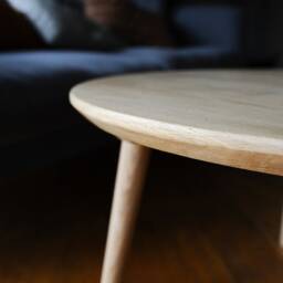 Round Oak Coffee Table, Japandi Living Room, Solid Wood Minimalist For Small Spaces, UK - thumbnail 3