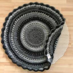 Round Crochet Rug, Gray & Black, Handmade Accent Rug - thumbnail 2