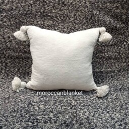 Handwoven White Moroccan Cotton Pillow Cover With Pom Poms - thumbnail 4
