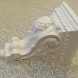 A Pair Of Large Traditional Victorian Design Plaster Corbels From A Original , 27 1/2cm High 15cm Wide 16cm Deep - thumbnail 3