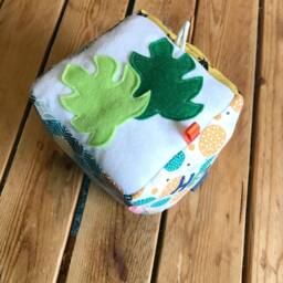 Baby Manipulation Toy, Grasping Cube, Fabric Different Textures & Materials - thumbnail 2