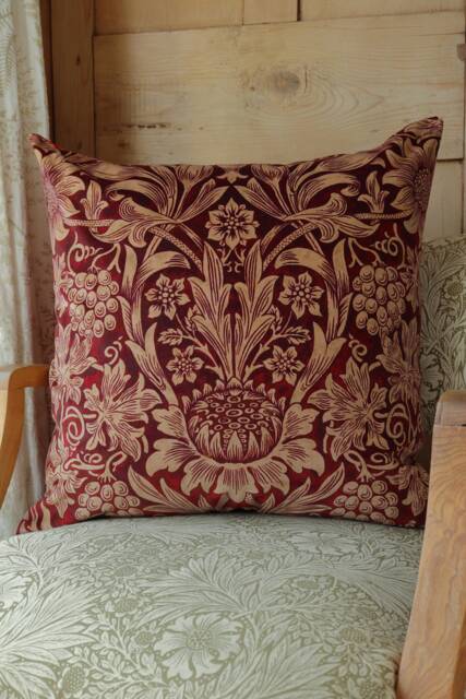 William Morris Cushion Cover Sunflower Velvet - image 1